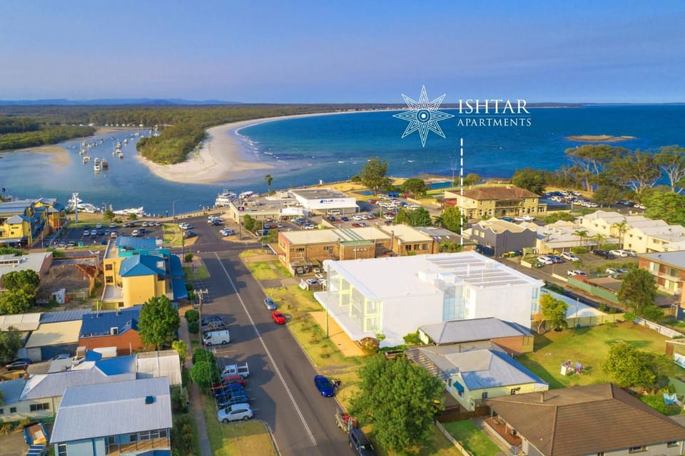 Ishtar Apartment 8 by Book Jervis Bay - Luxury Studio Apartment in Huskisson