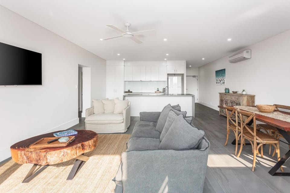 Ishtar Apartment 9 by Book Jervis Bay - Best Water Views Apartment in Huskisson
