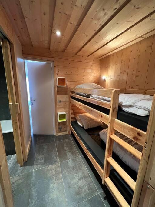 Ski-in, Ski-out Spectacular Mountain View By AlpStays Apartment in Les Allues