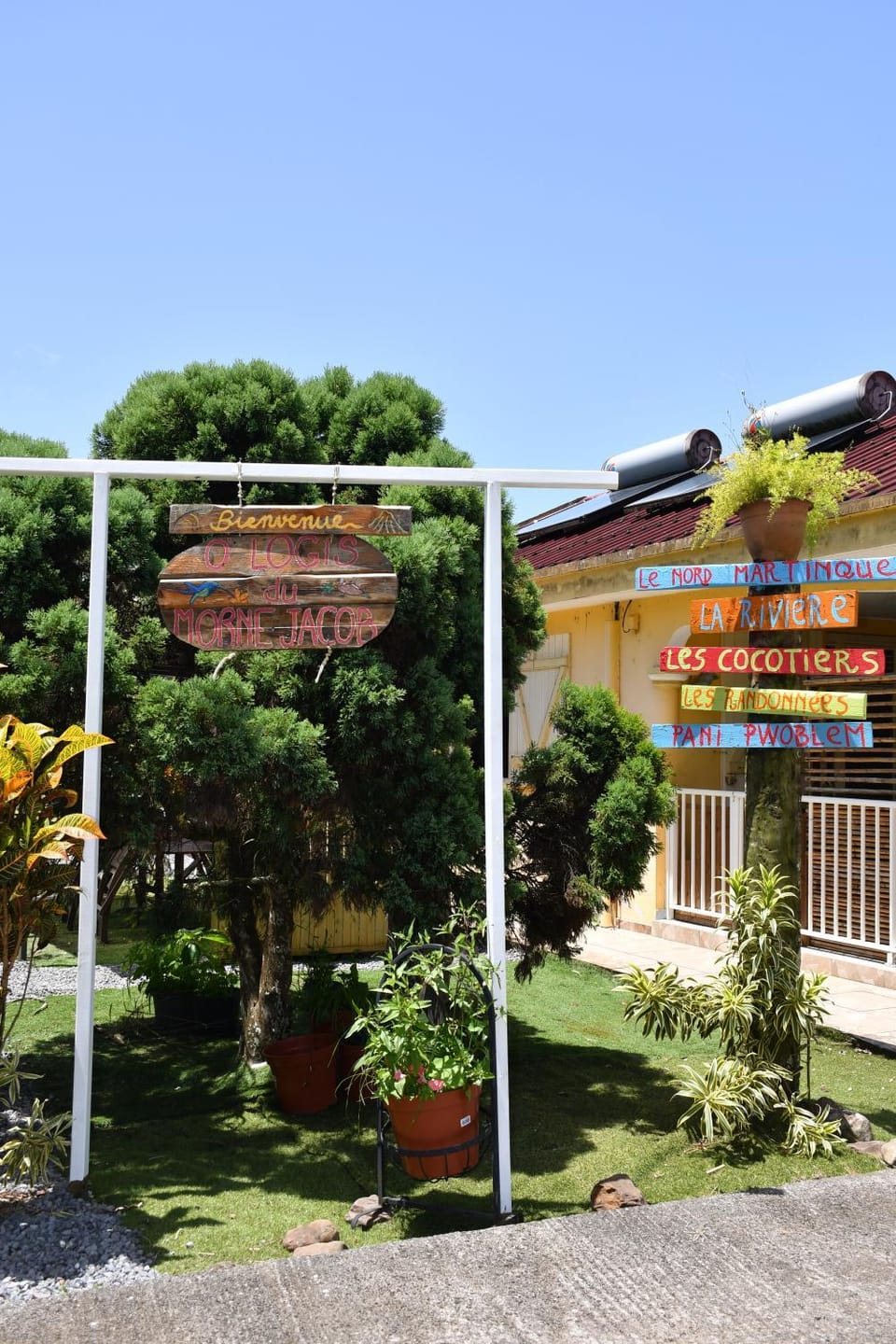 Facade/entrance, Garden, Garden view