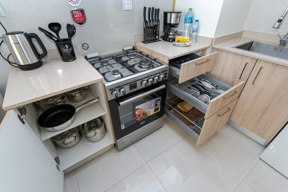 Coffee/tea facilities, Kitchen or kitchenette, minibar, pet friendly, stove, toaster