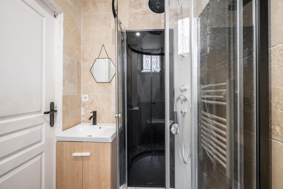 Le ruisseau Apartment in Nice
