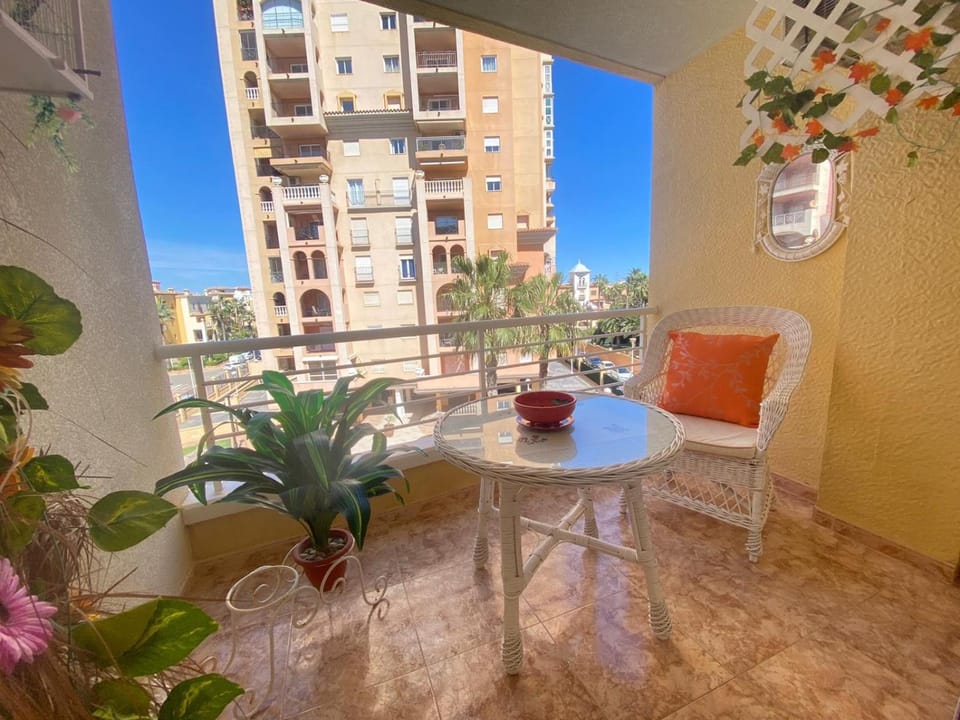 View (from property/room), Balcony/Terrace