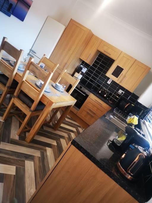 Darlington central 3 bed home House in Darlington