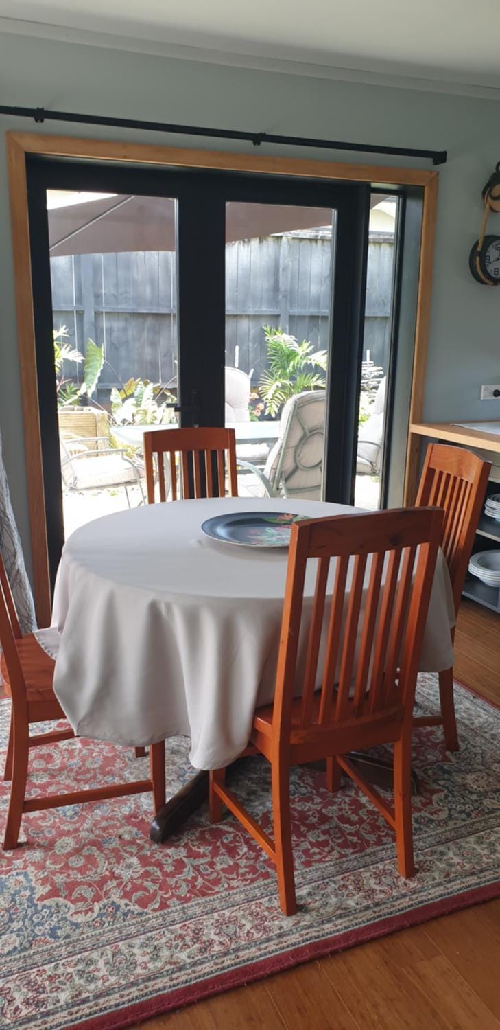 Garden, Dining area