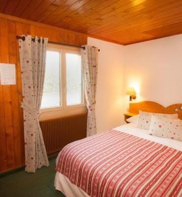 B & B Hôtel Aux Mille Etoiles Bed and Breakfast in Haute-Savoie