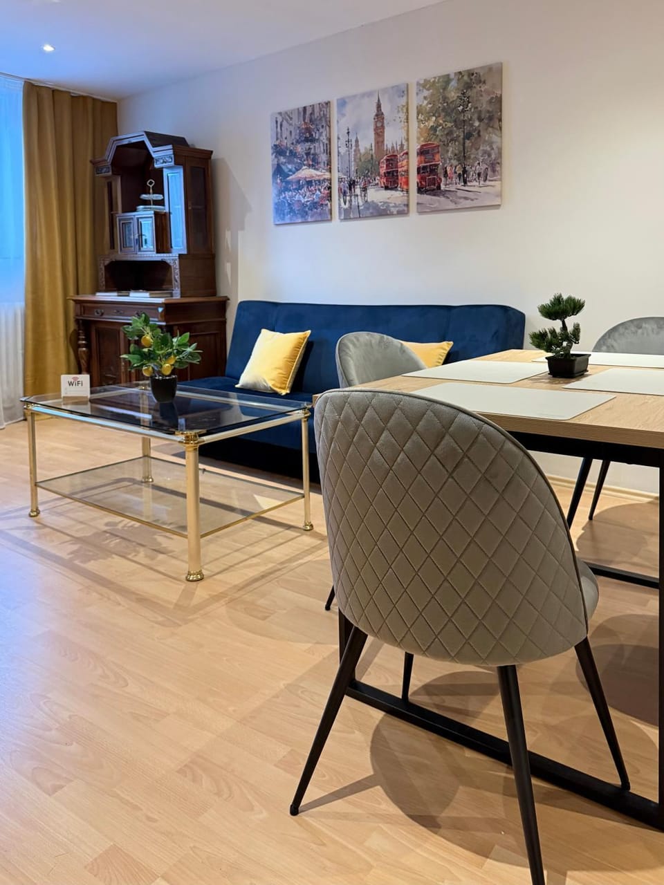 STUBSI Apartments offer a magnificent view of the Colonnade Apartment in Saxony