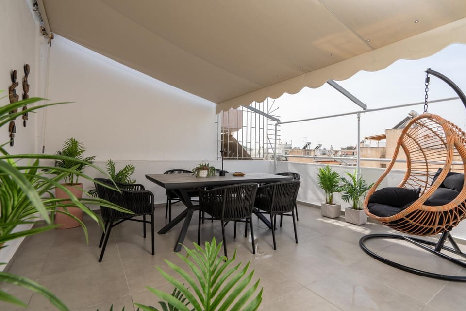 Balcony/Terrace, Balcony/Terrace