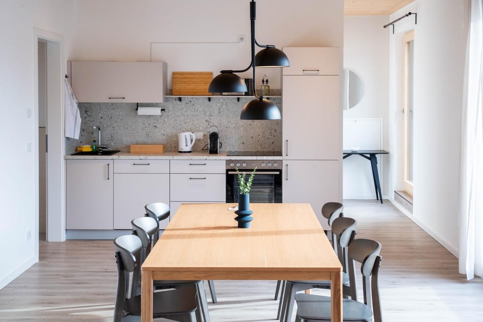 Kitchen or kitchenette, Dining area, pet friendly, stove