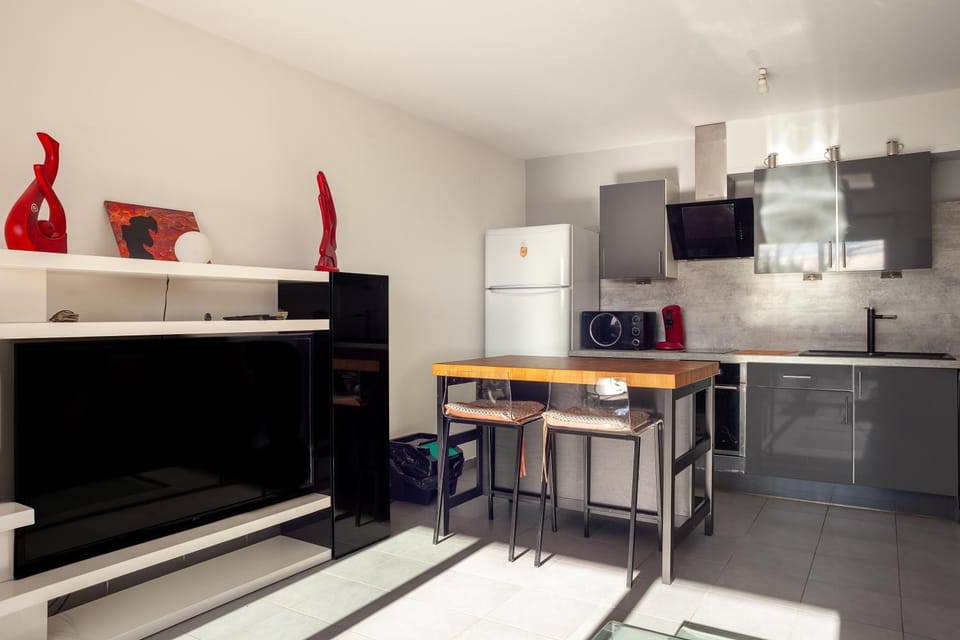 Property building, Living room