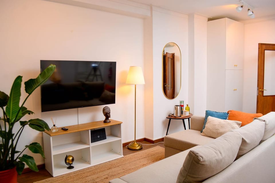 Travel & Live Marques Apartments Apartment in Porto
