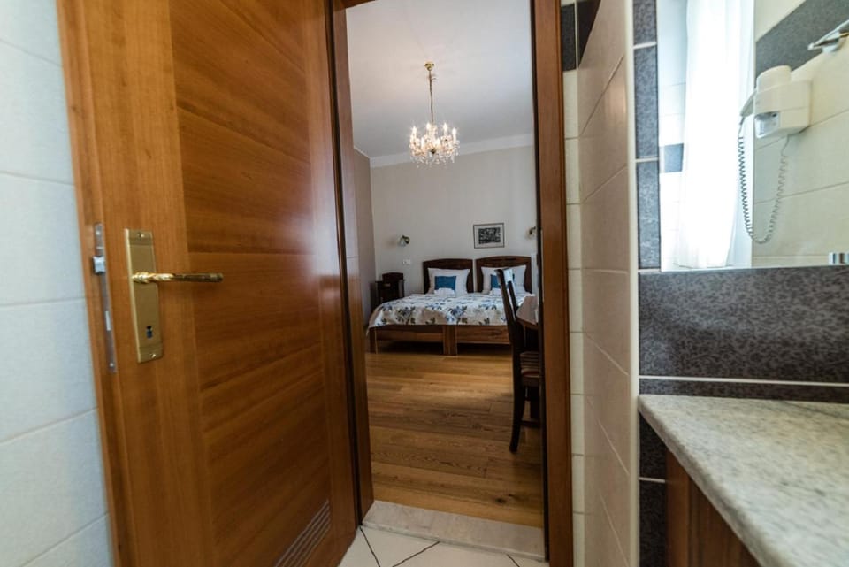 Bathroom, Bedroom