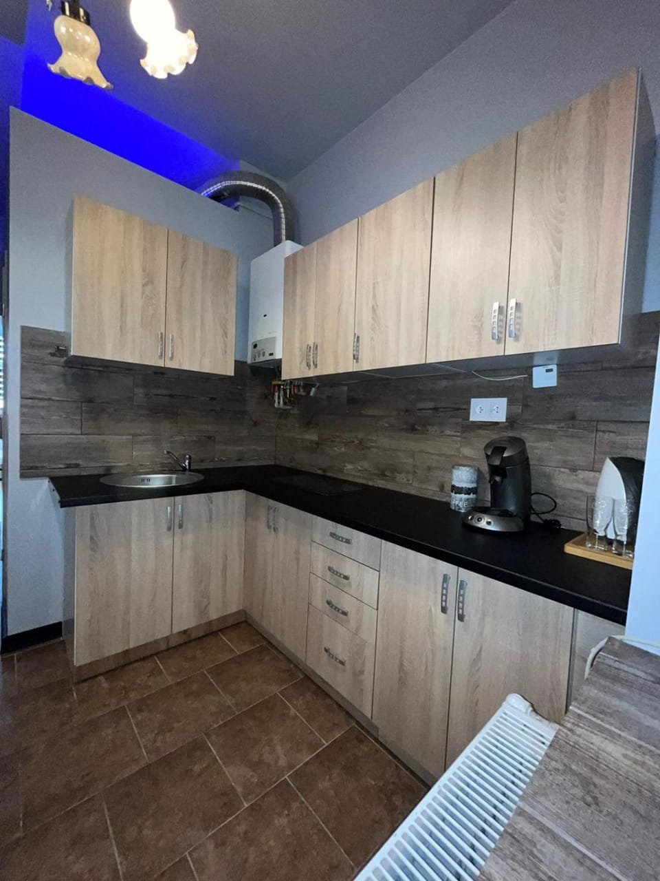 Kitchen or kitchenette, pet friendly, stove