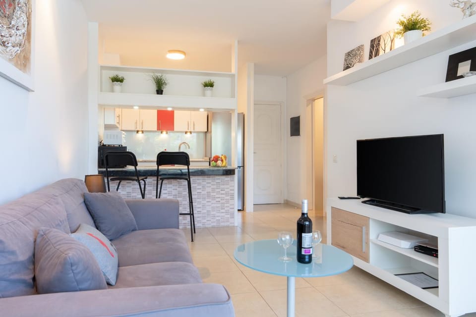 Living room, kitchen