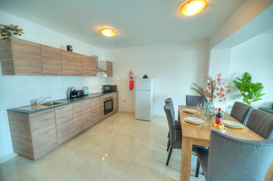 Seafront beautifully furnished 2 bedrooms GOGZR-3 Apartment in Malta