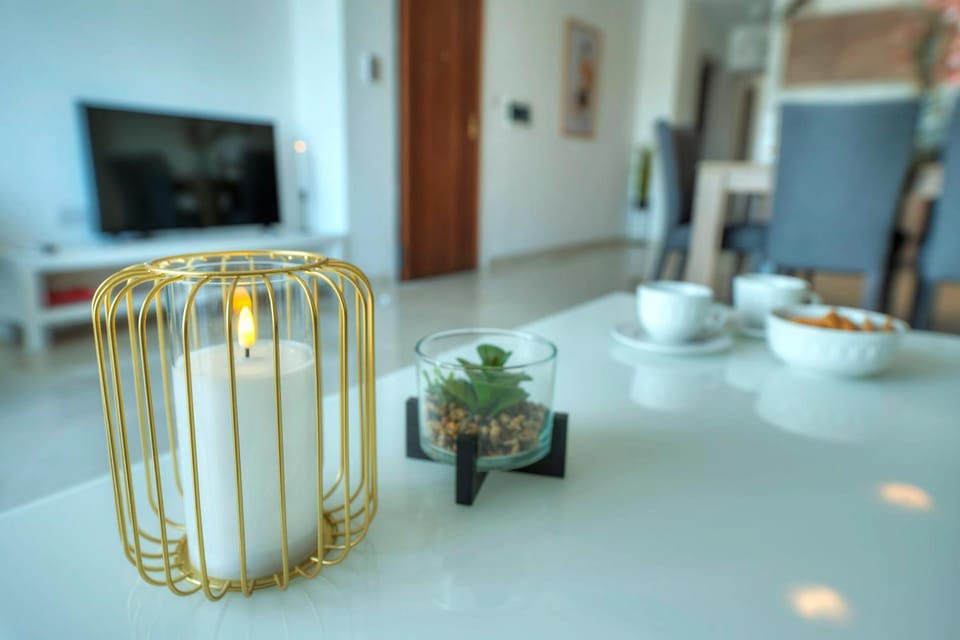 Seafront beautifully furnished 2 bedrooms GOGZR-3 Apartment in Malta
