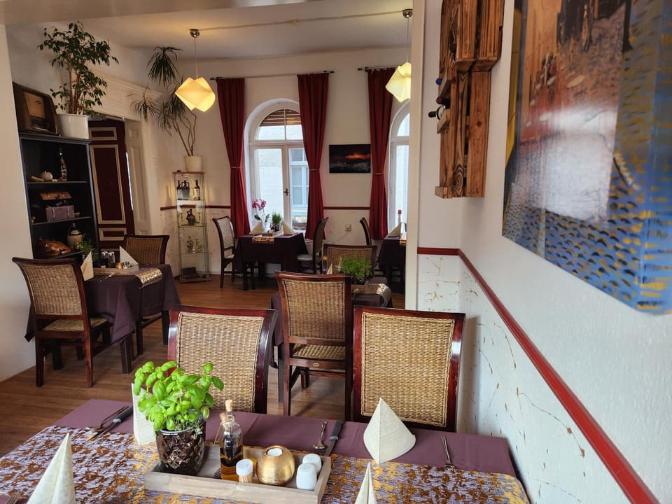 Pension-Ristorante Ventura ehemals Reinhards Pension Bed and Breakfast in Saxony-Anhalt, Germany