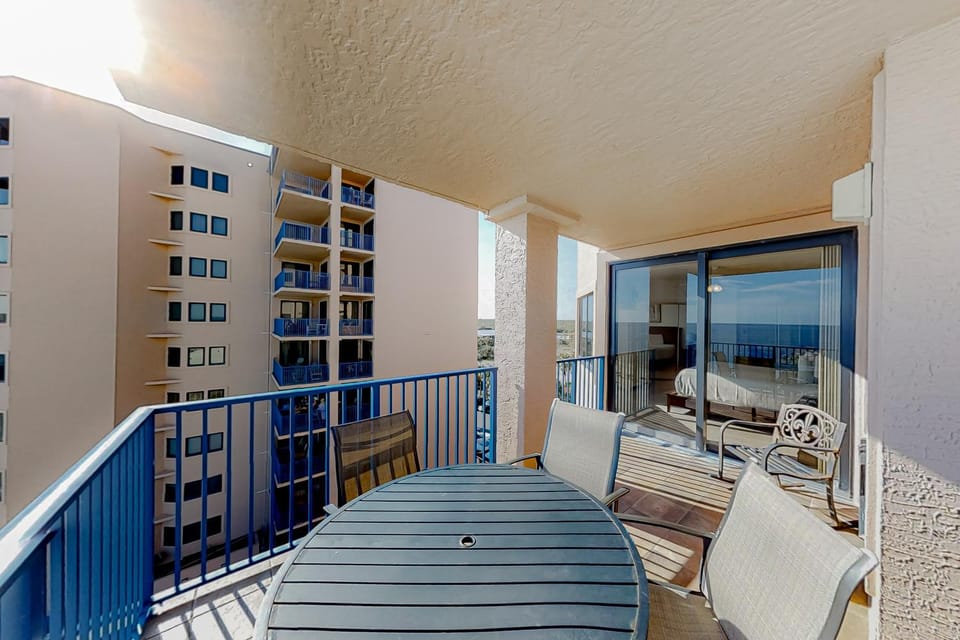 Four Seasons 603E Apartment in Orange Beach