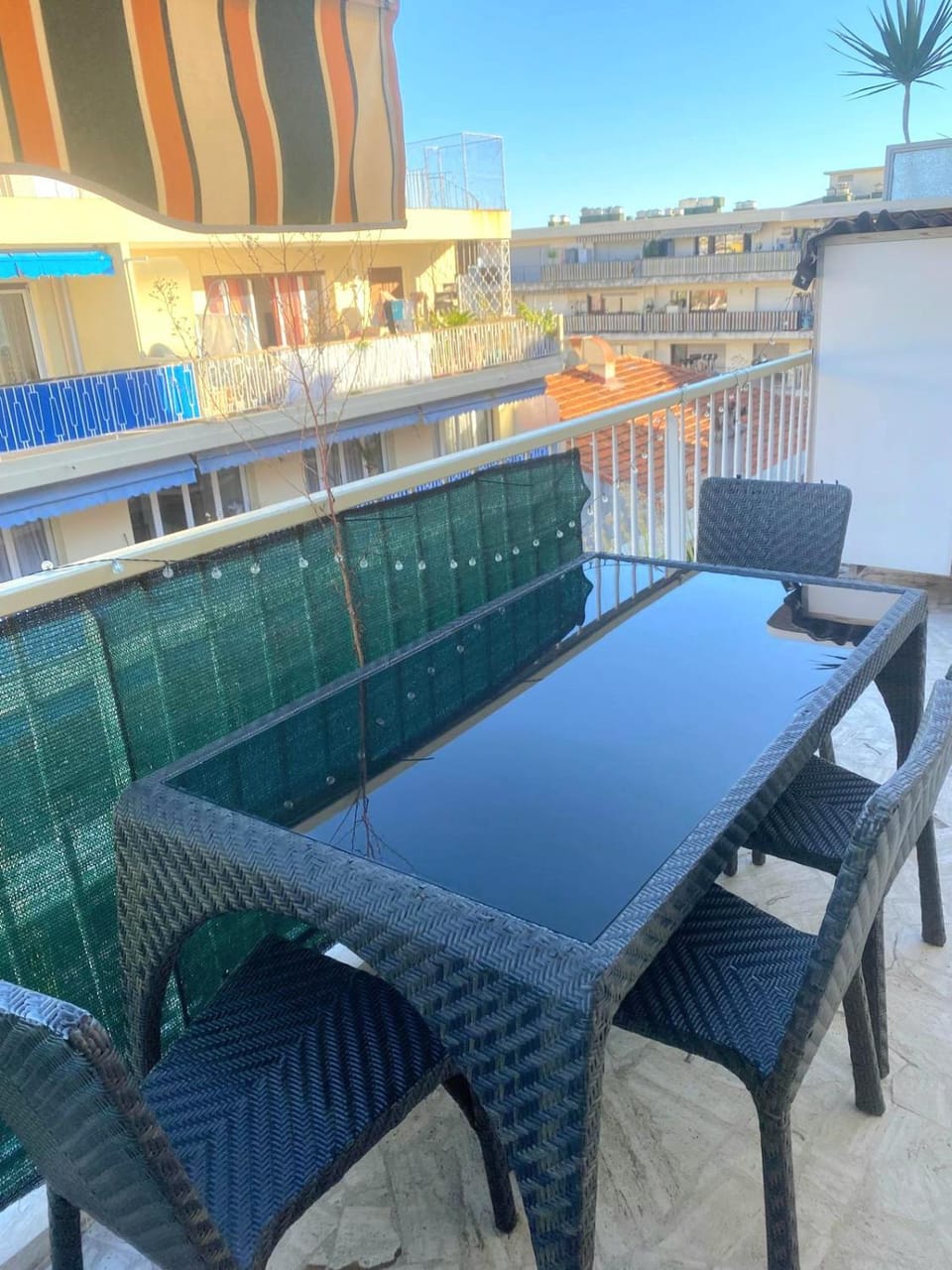 Beautiful 28m2 studio with balcony Apartment in Cannes