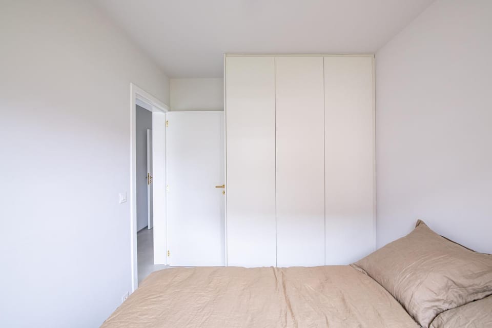Bedroom, wardrobe