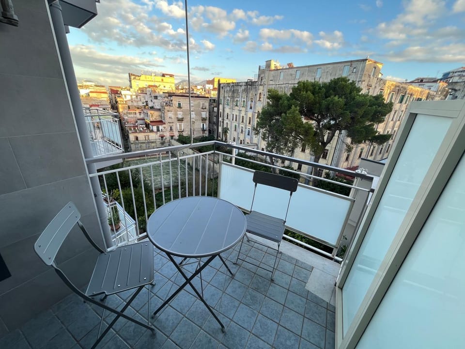 Balcony House Apartment in Naples