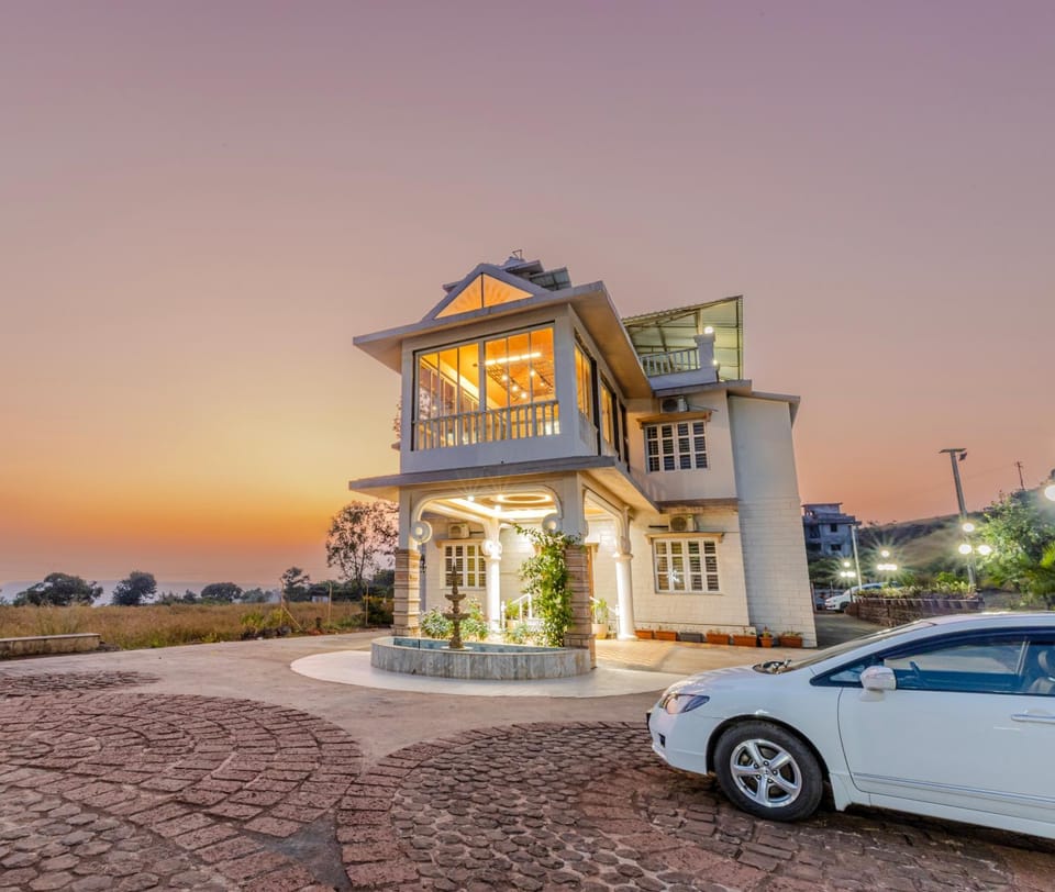 Property building, Sunset