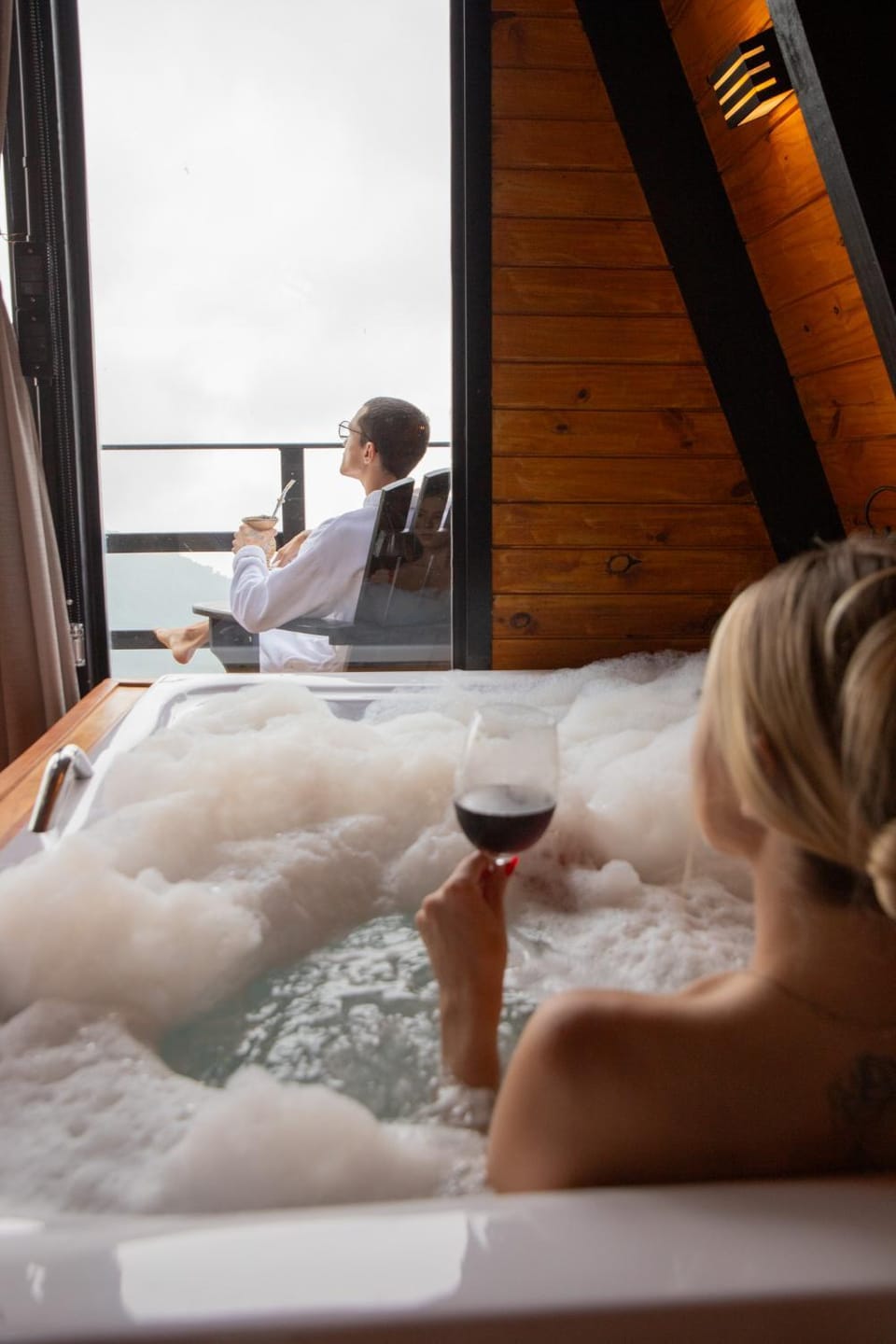Natural landscape, Hot Tub, Guests, Bath