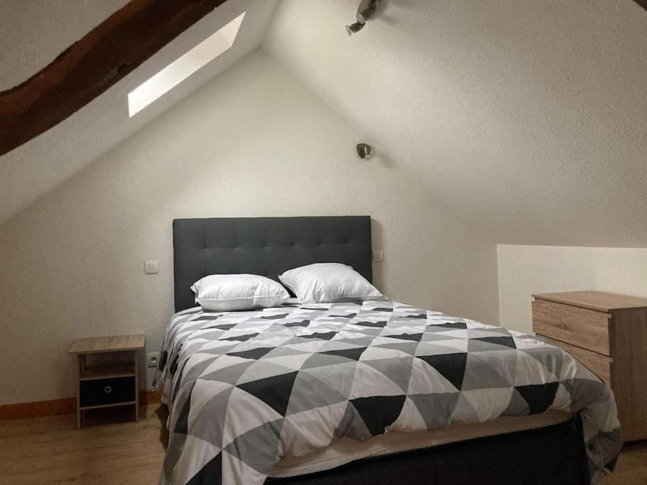 Gite au cœur du village du Périgord noir House in Occitanie