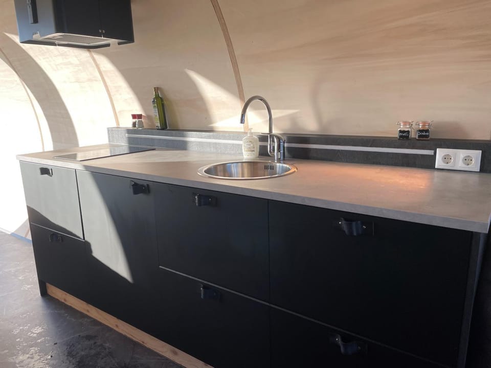 Property building, Kitchen or kitchenette, stove