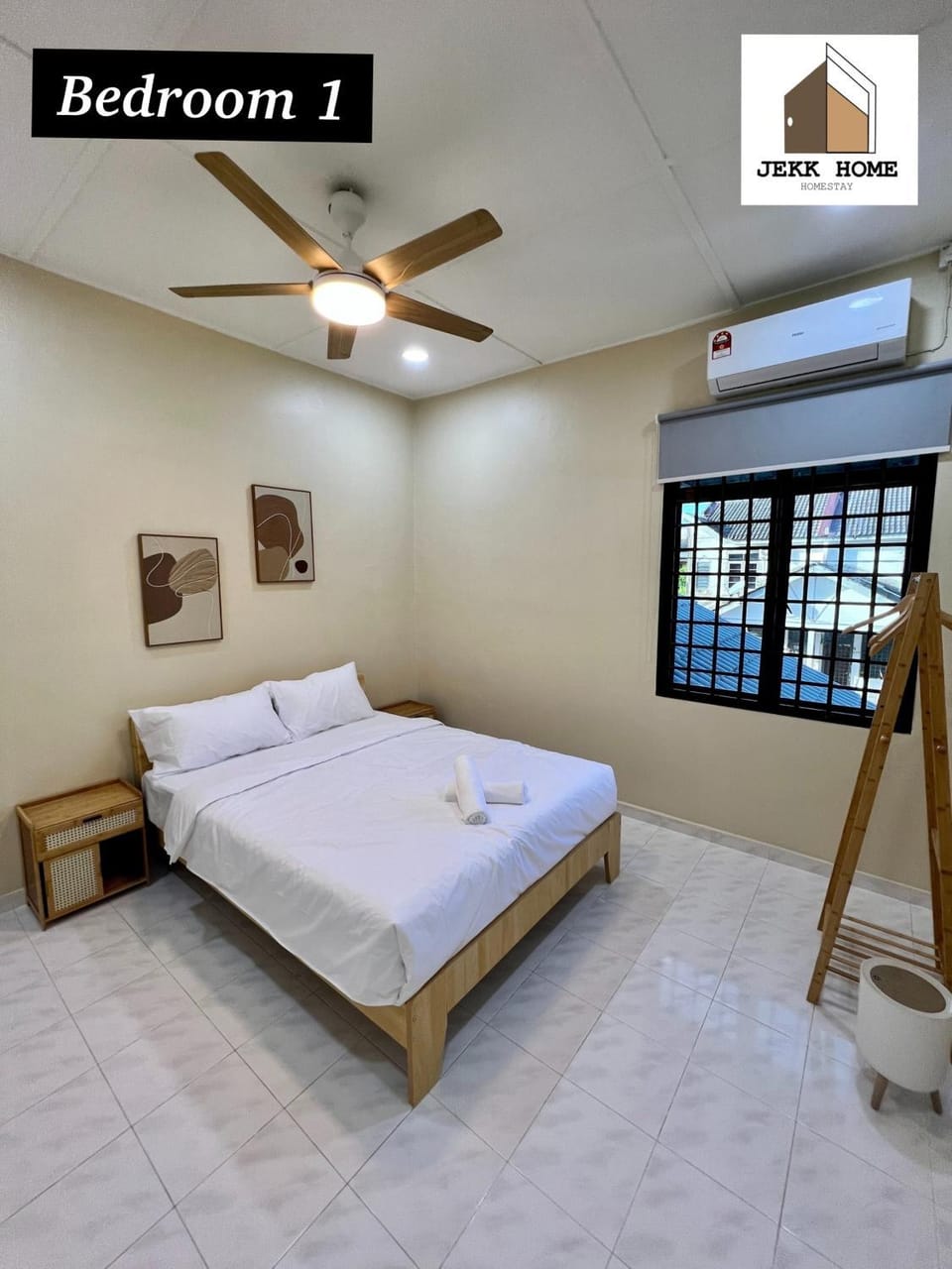 Bed, Photo of the whole room, Bedroom, fireplace