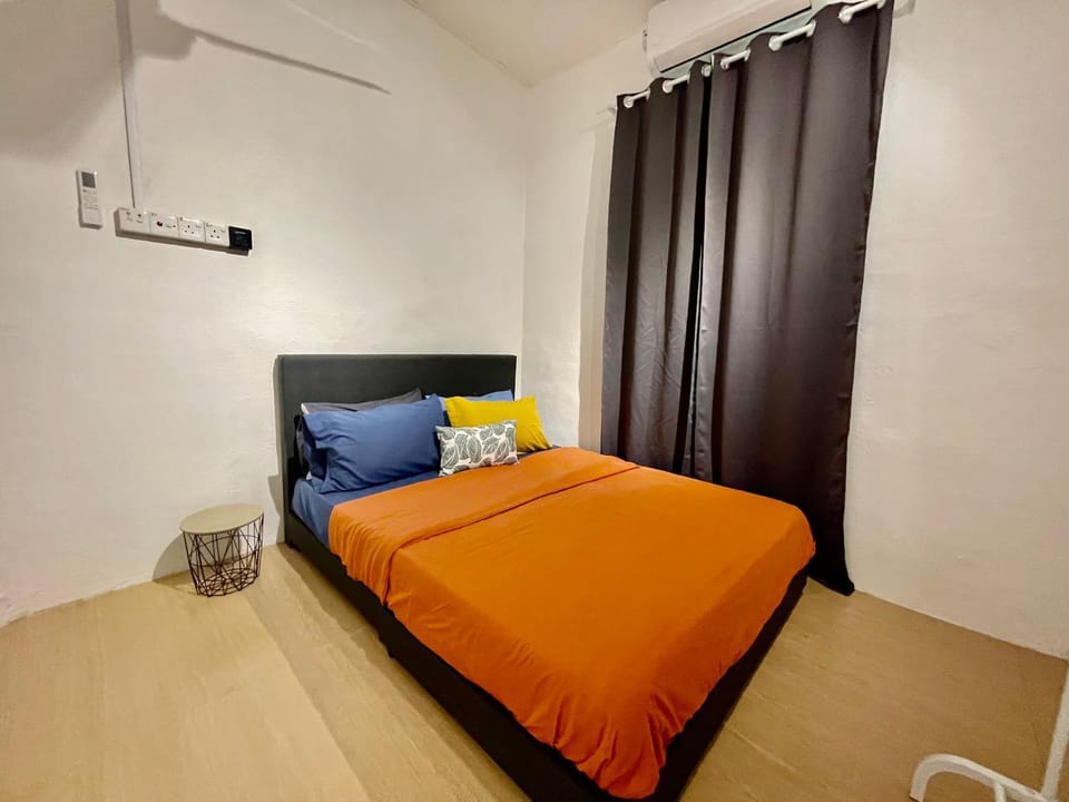 Cozy64#6pax#Netflix#NearAeonAlma#BM#5kmtoIconicPoint House in Penang