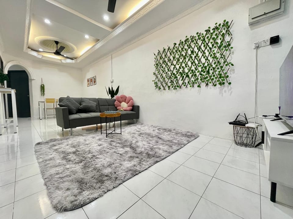 Cozy64#6pax#Netflix#NearAeonAlma#BM#5kmtoIconicPoint House in Penang