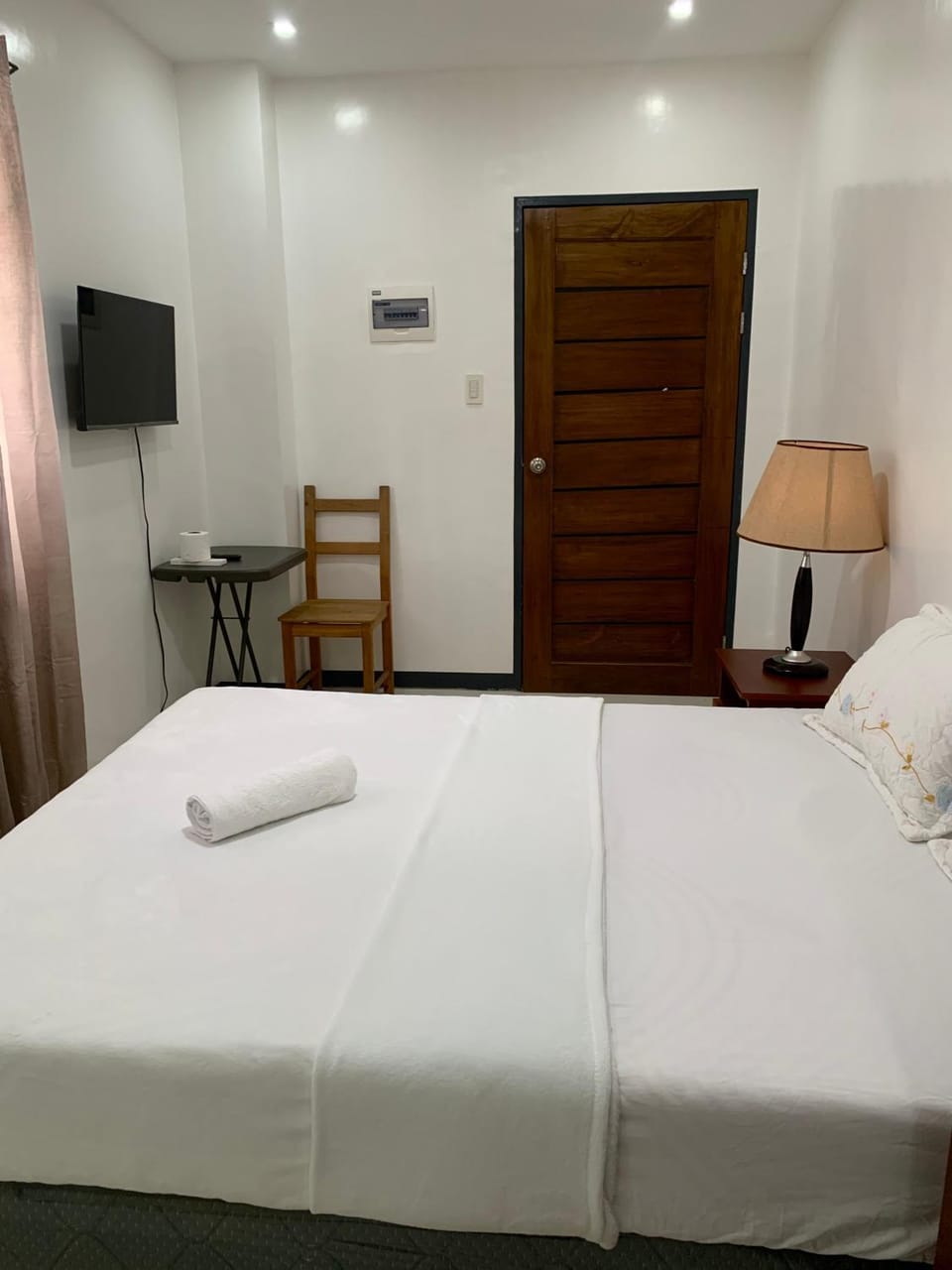 RiCres Hometel Standard R5 Vacation rental in Island Garden City of Samal