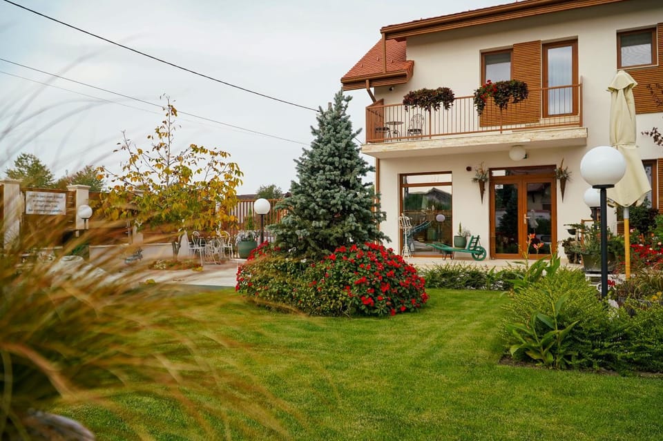 Property building, Garden view