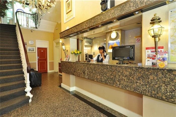 Staff, Lobby or reception