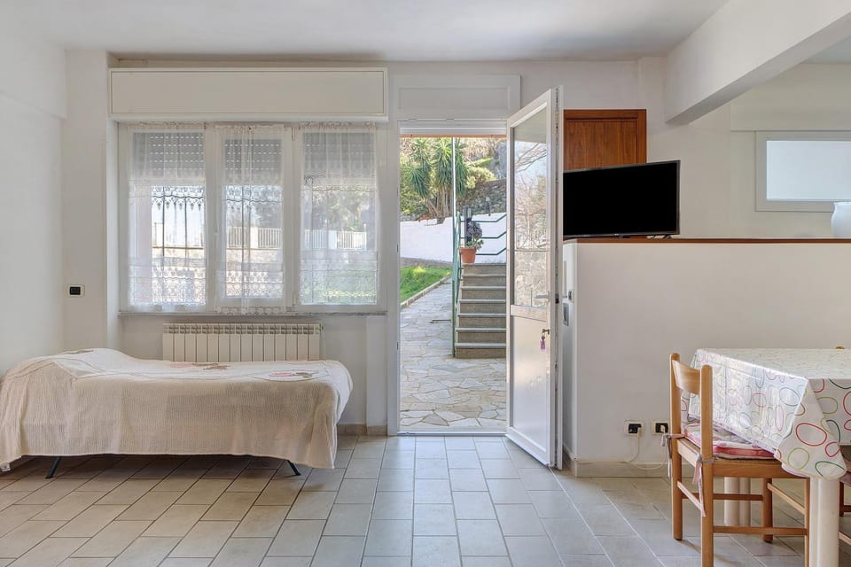 Property building, Living room, Bedroom