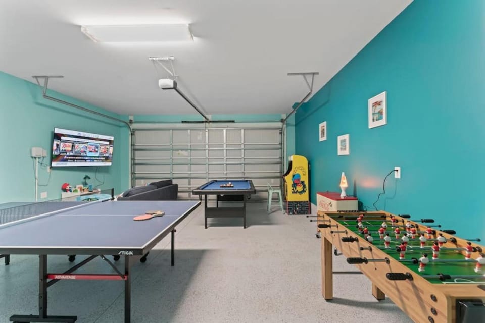 Turquoise Turtle - Hot Tub, Beach, Game room House in Jacksonville Beach
