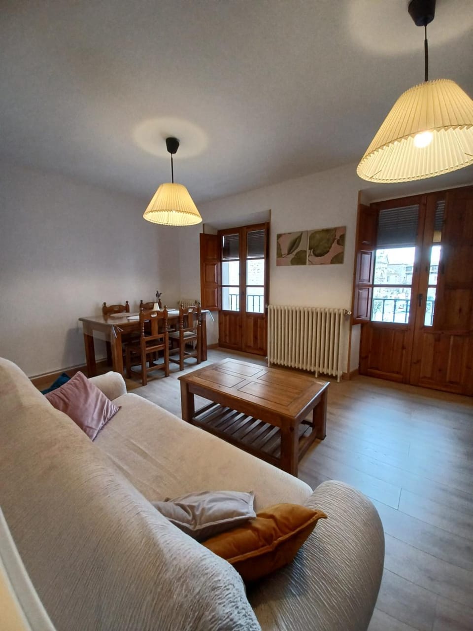 Game Room, Living room
