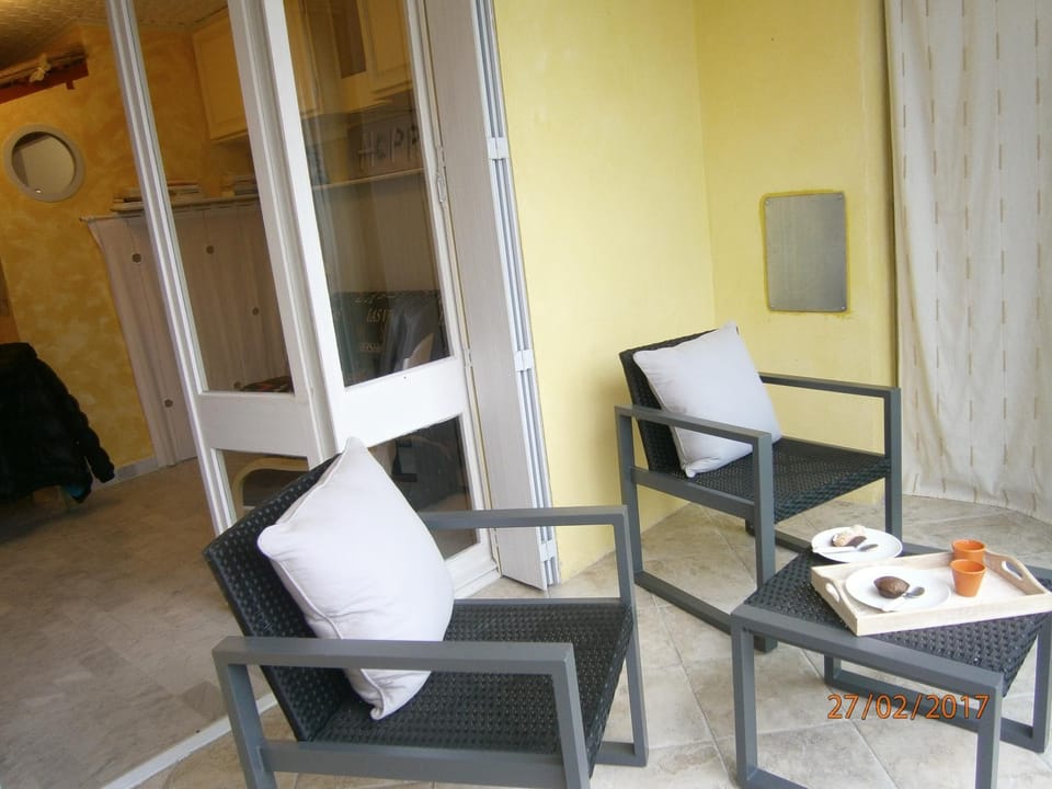 Agréable studio avec cave et parking privatif Apartment in La Ciotat