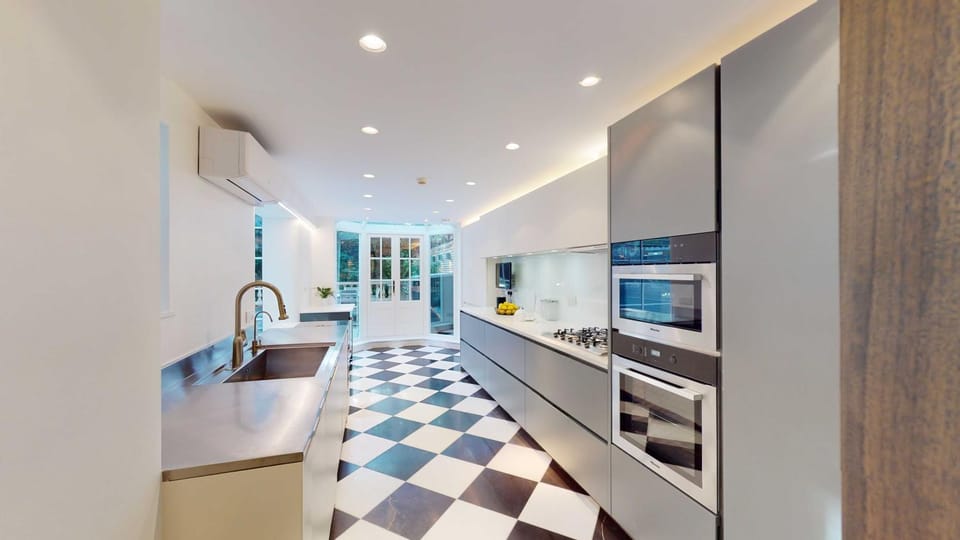 Kitchen or kitchenette, dishwasher, minibar, pet friendly, stove