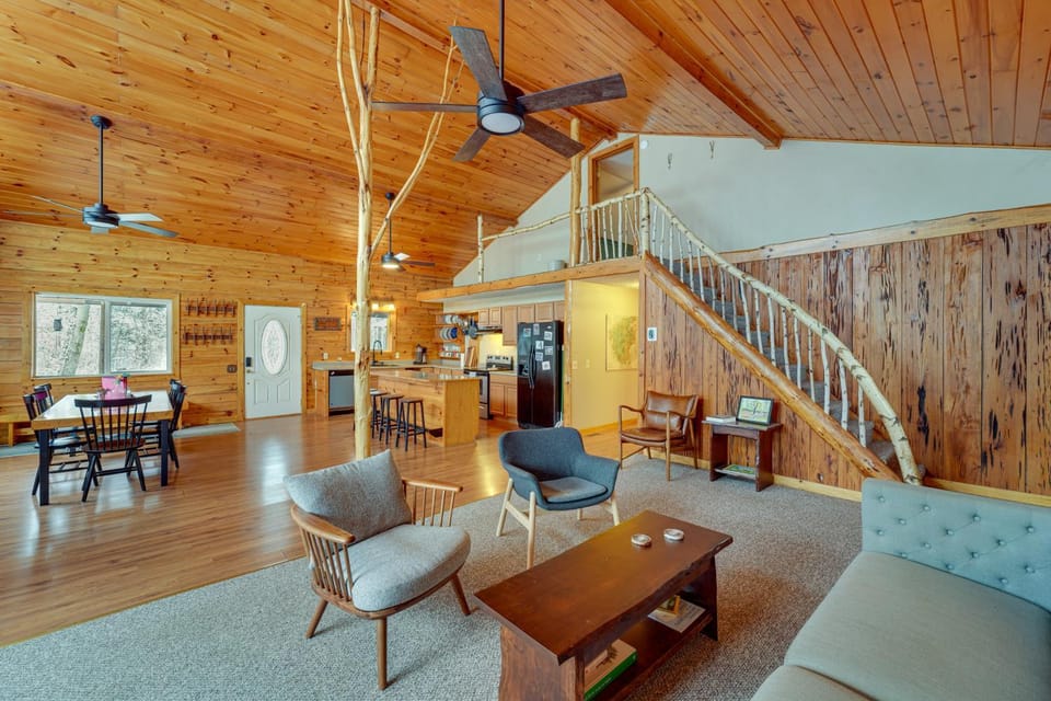 Oswegatchie River Cabin w/ Kayaks + Fire Pit! Cabin in Adirondack Mountains
