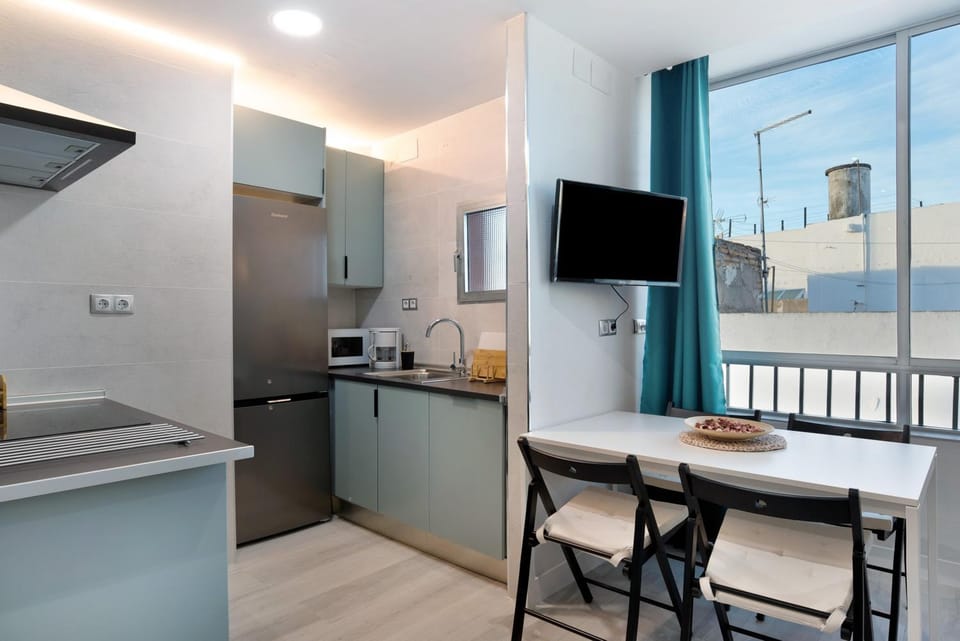 Kitchen or kitchenette, Living room