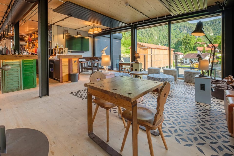 Lounge or bar