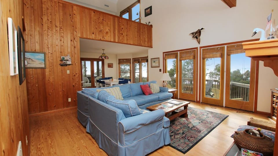 Soundfront, Sound Views, Private Dock, Sun Deck! SA107, Baydream House in Duck