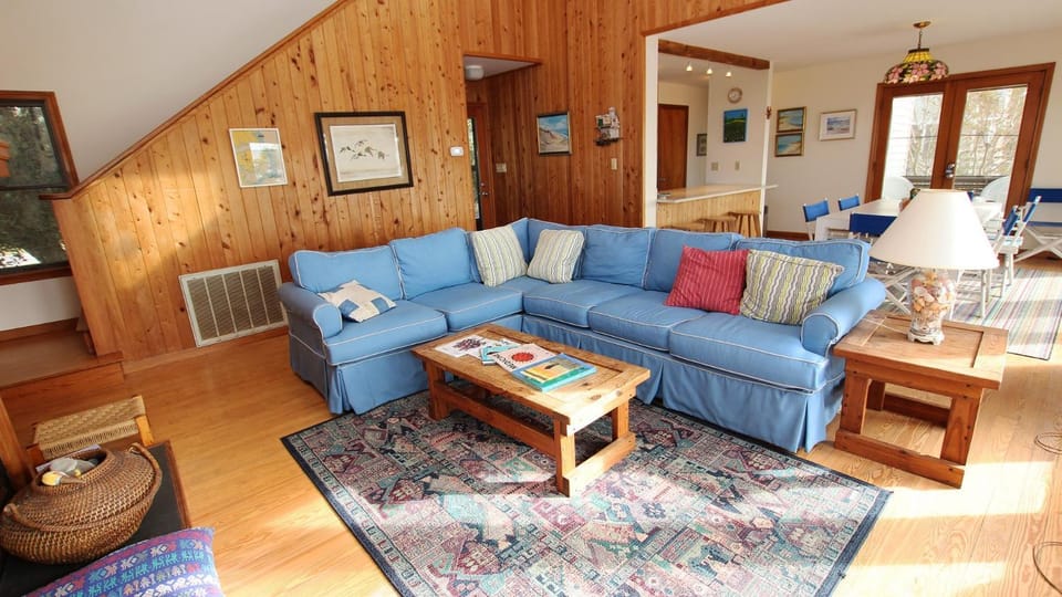 Soundfront, Sound Views, Private Dock, Sun Deck! SA107, Baydream House in Duck