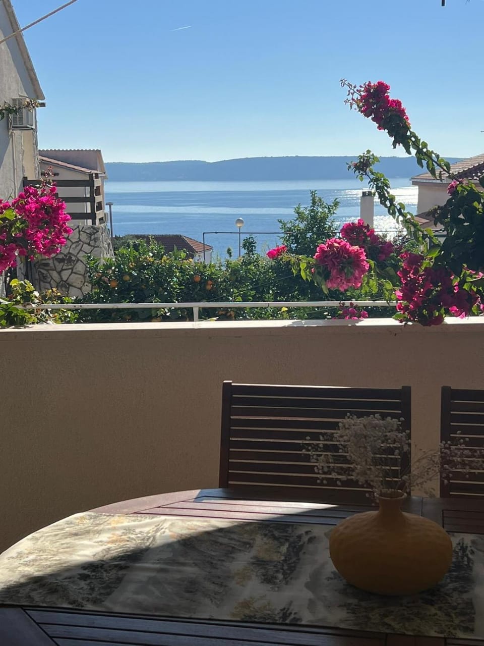 Trogir Čiovo Large Sea View apartment near the sea in Okrug Apartment in Okrug Gornji