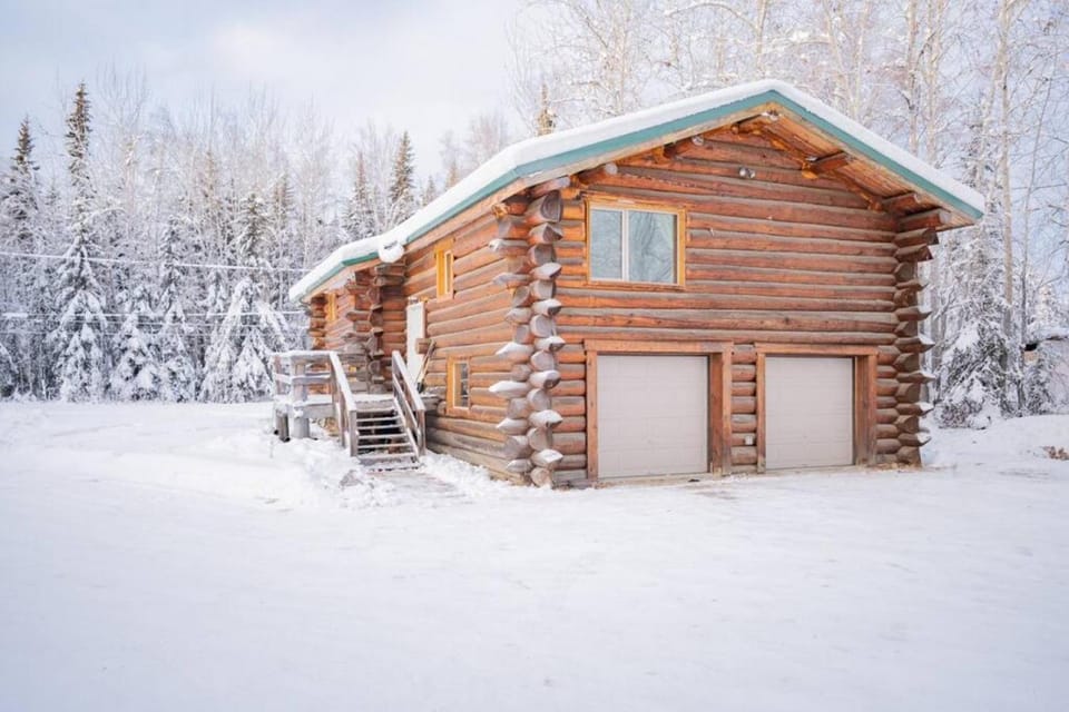 Property building, Day, Natural landscape, Winter