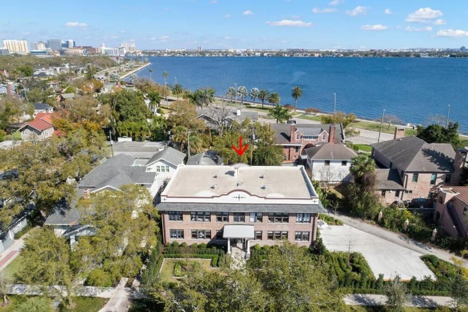 The Adaline #3 - Upscale Hyde Park Apt, First Floor Apartment in Tampa