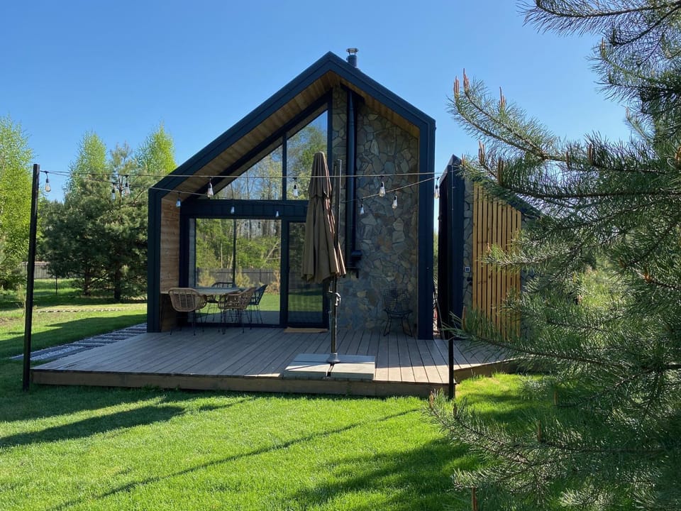 Property building, Garden