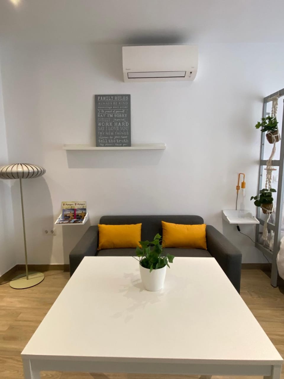 Seating area